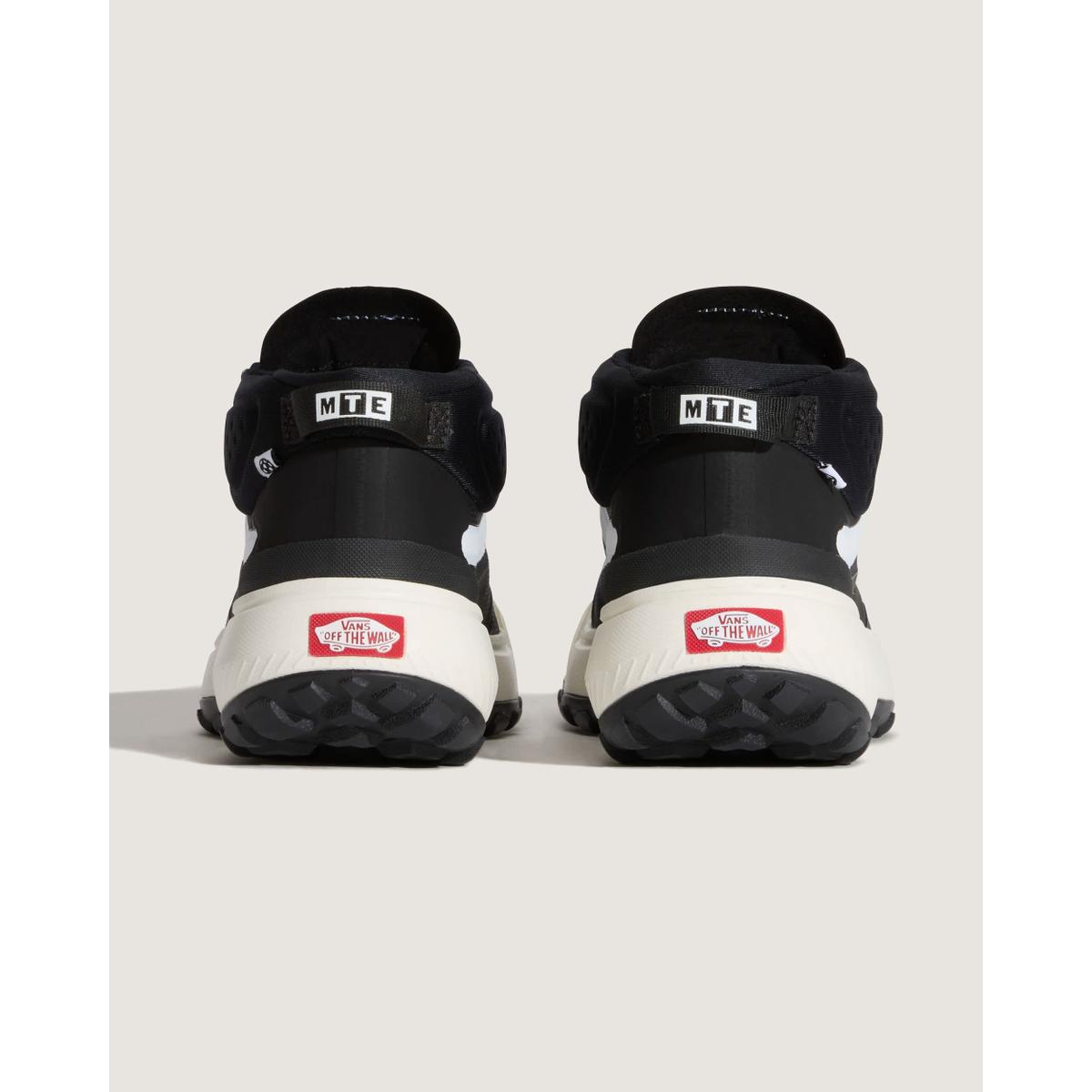 product/2/0/2025_10_vans_vn000cvvba2_3.jpg