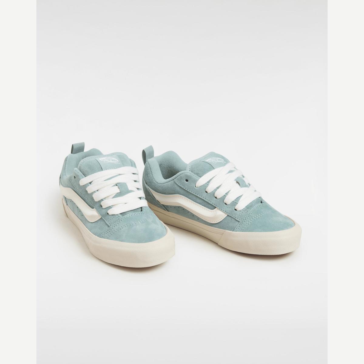 product/2/0/2025_10_vans_vn000d6zttn_1.jpg