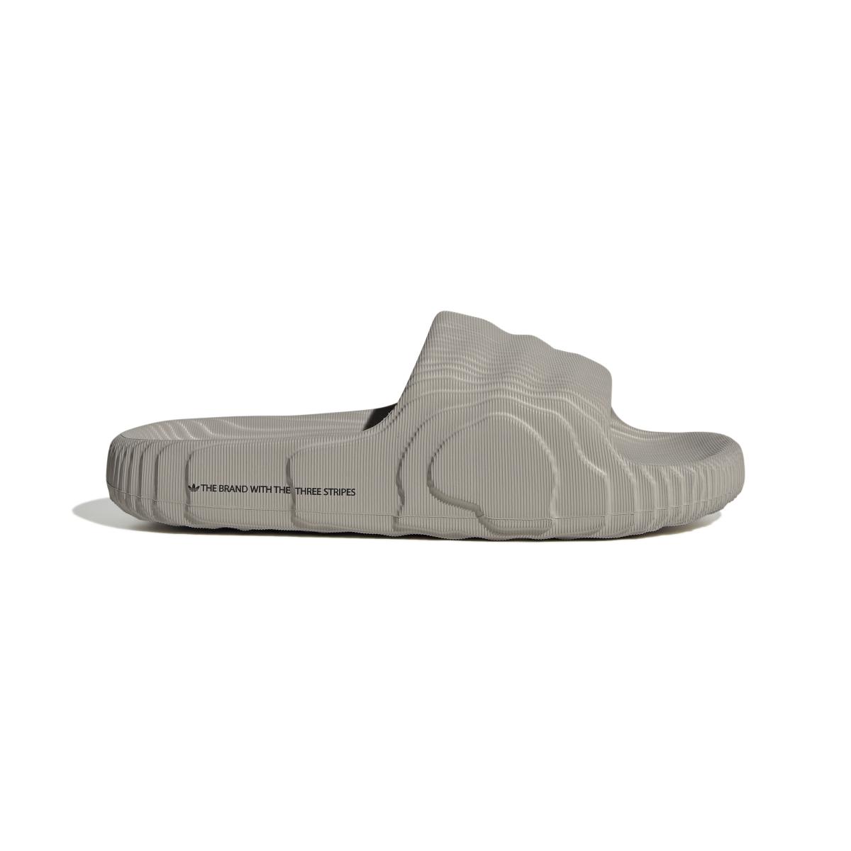 product/a/d/adidas_hq4670_1_footwear_photography_side_lateral_center_view_white.jpg
