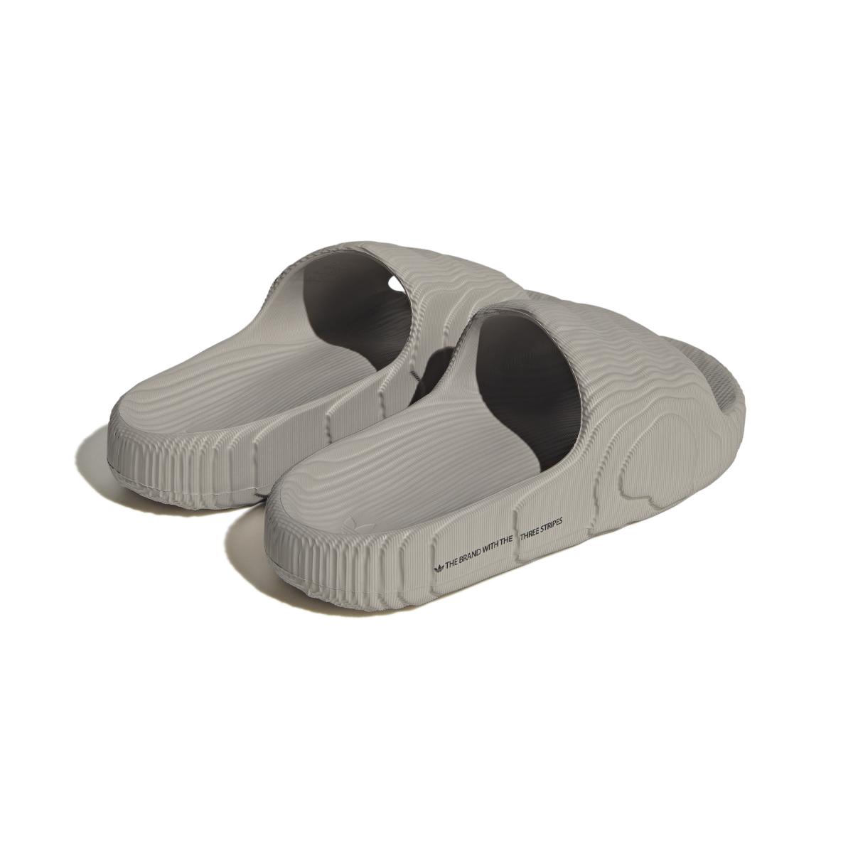 product/a/d/adidas_hq4670_7_footwear_photography_back_lateral_top_view_white.jpg