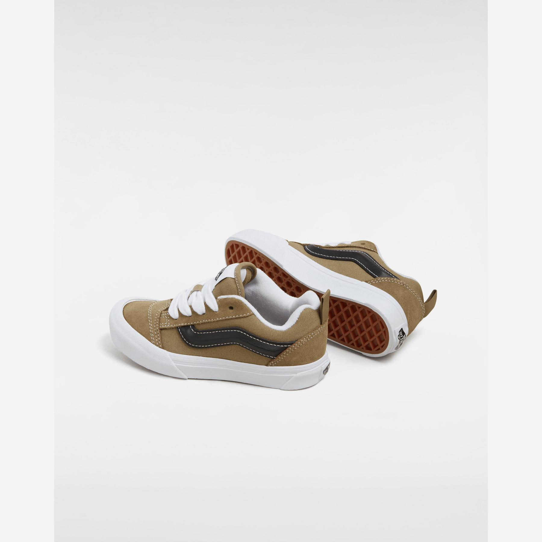 product/2/0/2025_10_vans_vn000cyubiq_2.jpg