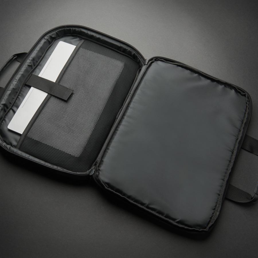 product/v/7/v7-world_ca89188_noir_3.jpg