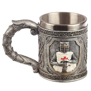 5055071731327-tazza-con-cavaliere-incrociato-puckator-argento-nero-10-5x15x9-5-cm