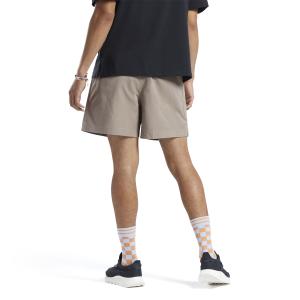 product/r/e/reebok_ht8174_4_apparel_on_model_back_view_white.jpg