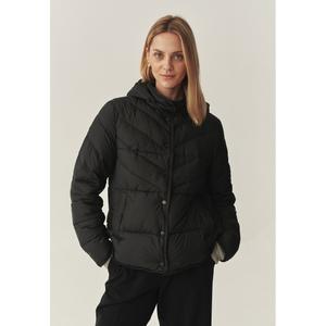 t2540-015b-999-piumino-con-cappuccio-da-donna-tatuum-samori-nero